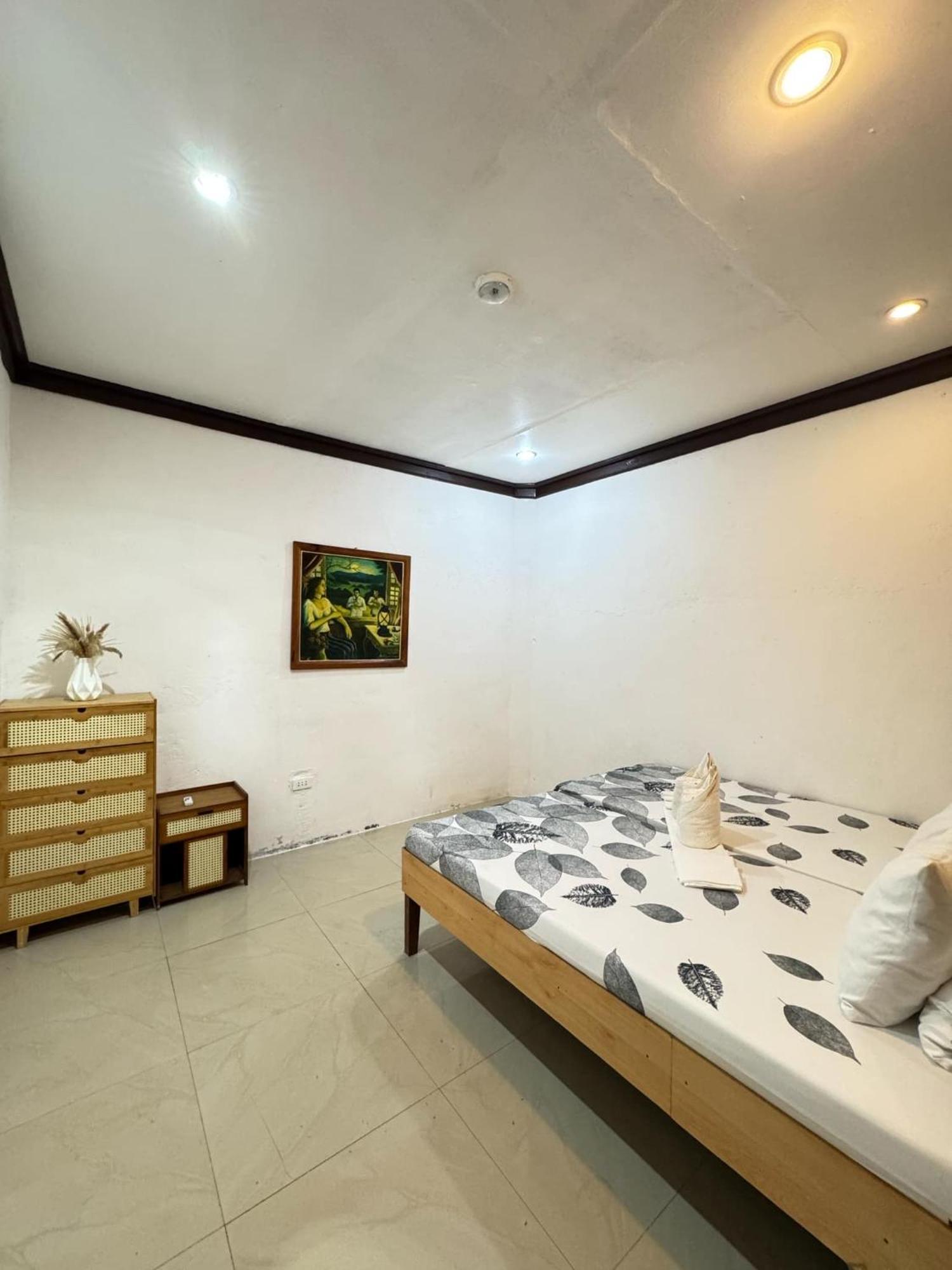 Aquaholik Traveler'S Lodge El Nido Esterno foto
